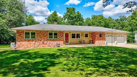 1421 E Il Rt 71 Hwy, Ottawa, IL 61350