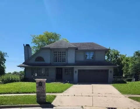 1890 Sapphire Ln, Aurora, IL 60506