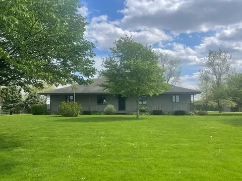 1685 W Mine Rd, Mazon, IL 60444 photo 4