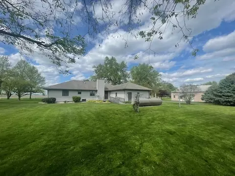 1685 W Mine Rd, Mazon, IL 60444 photo 6