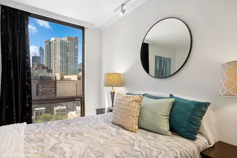 Bedroom - 100 E Bellevue Pl #16B, Chicago, IL 60611 photo 6 of 6