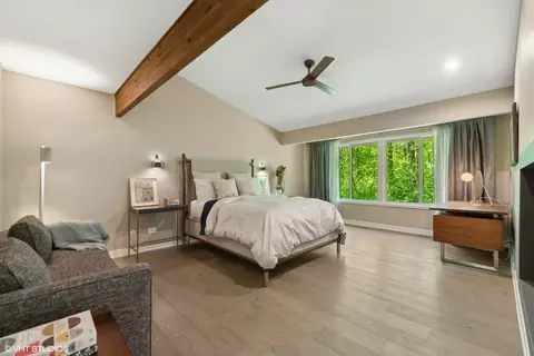 Bedroom - 1040 Hoffman Ln, Riverwoods, IL 60015 photo 1 of 6