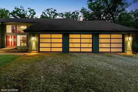 Exterior - 1040 Hoffman Ln, Riverwoods, IL 60015 photo 6 of 6