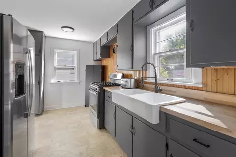 910 Center St, Mchenry, IL 60050 photo 10