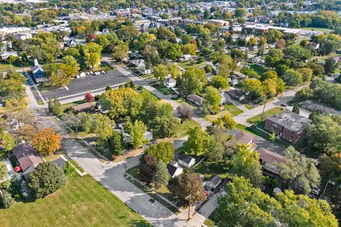 910 Center St, Mchenry, IL 60050 photo 23