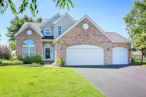 160 Dallas Dr, Bartlett, IL 60103