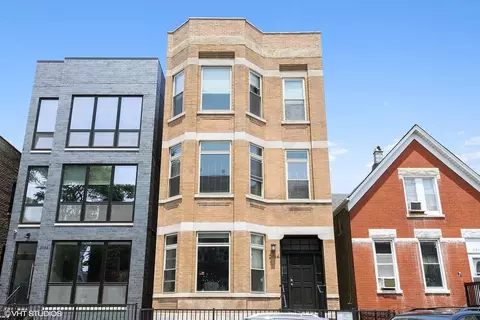 2644 W Augusta Blvd #1, Chicago, IL 60622