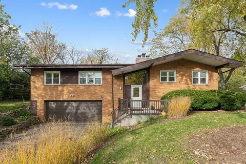 2747 Perry Rd, Flossmoor, IL 60422