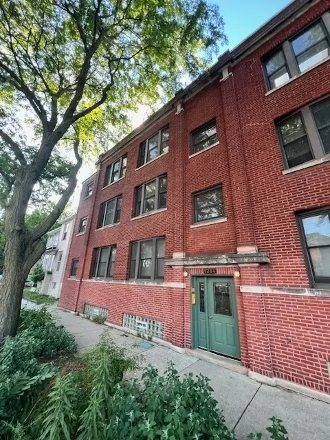 1214 W Early Ave #3W, Chicago, IL 60660