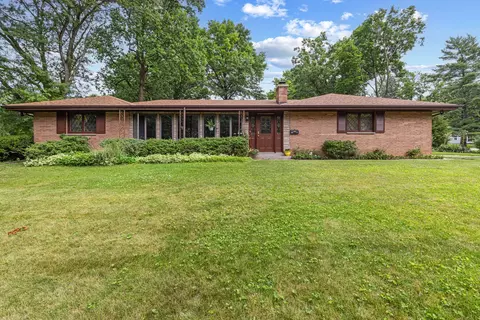 3930 Guilford Rd, Rockford, IL 61107