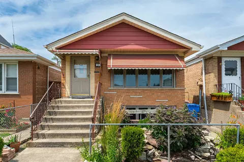 1852 W 45th St, Chicago, IL 60609