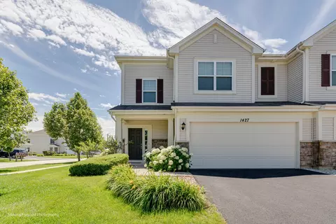 1427 Newport Cir, Pingree Grove, IL 60140