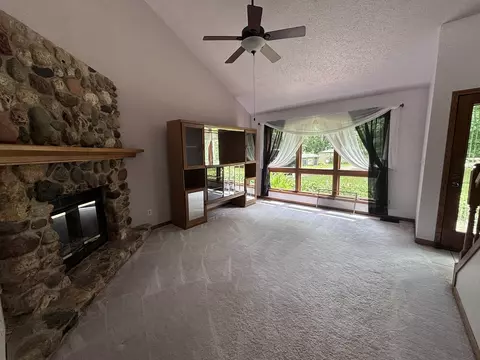 3543 Mill Rd, Cherry Valley, IL 61016 photo 3