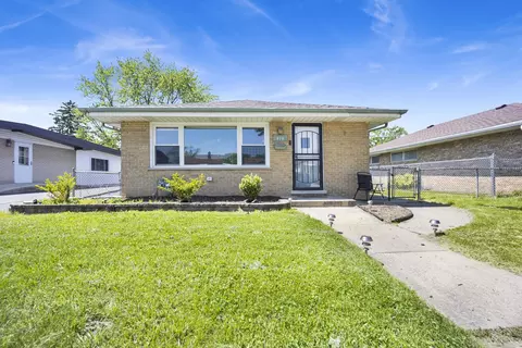 Undisclosed, Bellwood, IL 60104