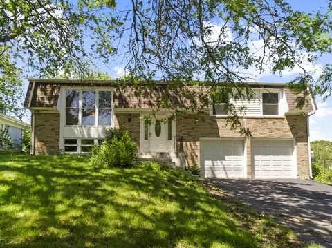 502 Falmore Ln, Bolingbrook, IL 60440