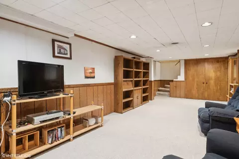 415 E Niagara Ave, Elmhurst, IL 60126 photo 20