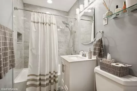 415 E Niagara Ave, Elmhurst, IL 60126 photo 10