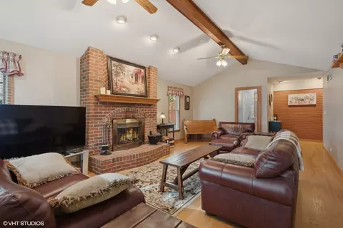 415 E Niagara Ave, Elmhurst, IL 60126 photo 16