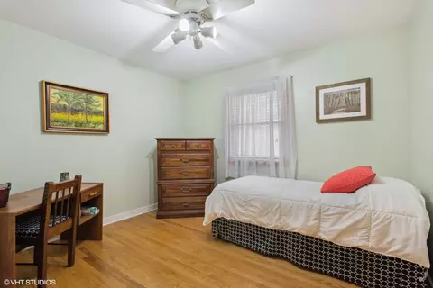 415 E Niagara Ave, Elmhurst, IL 60126 photo 9