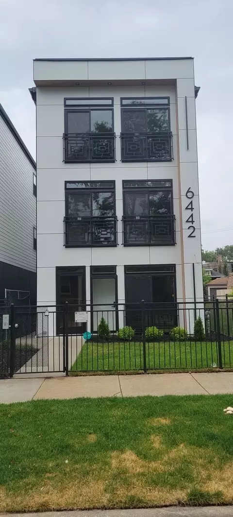 6442 S Evans Ave, Chicago, IL 60637