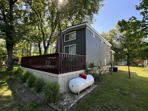 8 92 Woodhaven, Sublette, IL 61367 photo 17