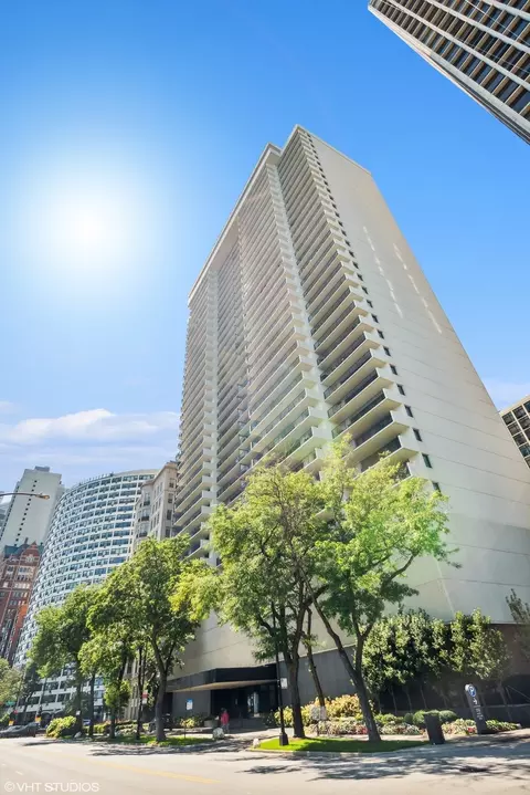 1212 N Lake Shore Dr #28BN, Chicago, IL 60610