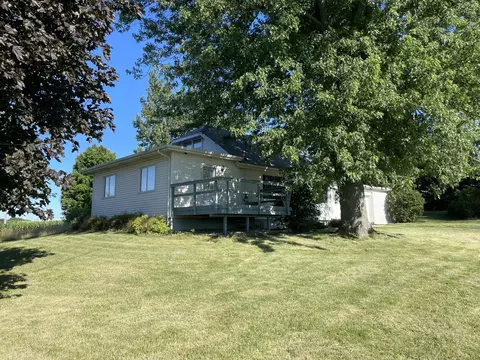 5258 Us 6 Hwy, Sheffield, IL 61361