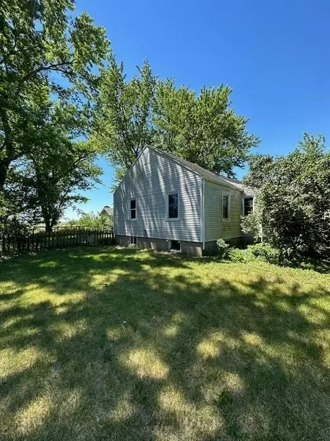 Exterior - 269 E 1300 North Rd, Onarga, IL 60955 photo 3 of 6