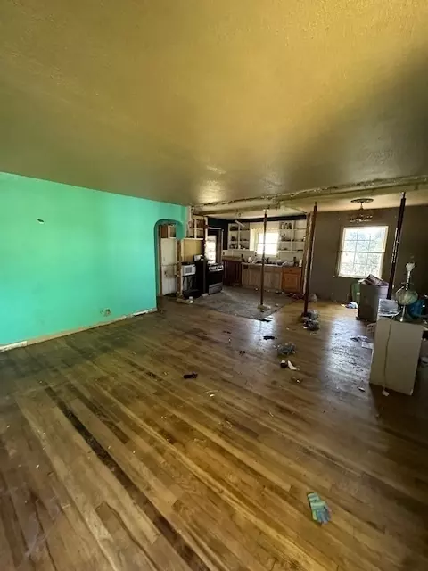 Living - 269 E 1300 North Rd, Onarga, IL 60955 photo 3 of 4
