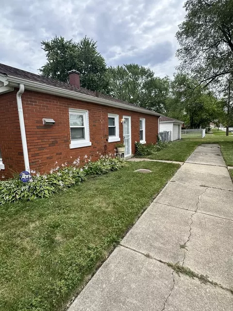 14845 Champlain Ave, Dolton, IL 60419 photo 3