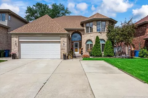 9932 Major Ave, Oak Lawn, IL 60453