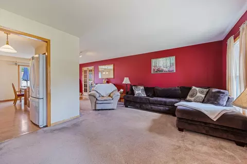 Other - 1470 Devonshire Ln, Hoffman Estates, IL 60169 photo 1 of 5
