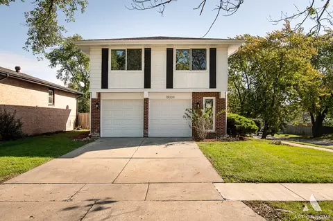18009 Ravisloe Ter, Country Club Hills, IL 60478