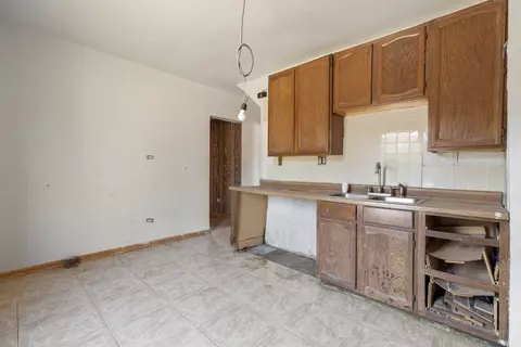 4200 Prescott Ave, Lyons, IL 60534 photo 9