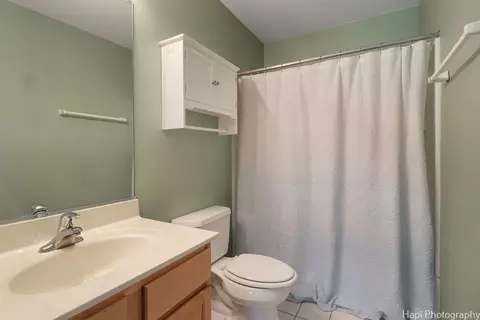 1965 Concord Dr #7-6, Mchenry, IL 60050 photo 9