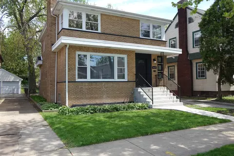 10123 S Lafayette Ave, Chicago, IL 60628