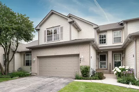 397 Littleton Trl, Elgin, IL 60120