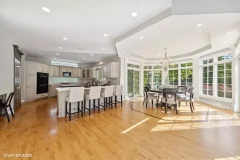 6726 Fieldstone Dr, Burr Ridge, IL 60527 photo 8