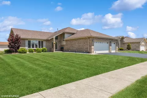 5300 Trinity Pl, Matteson, IL 60443 photo 1