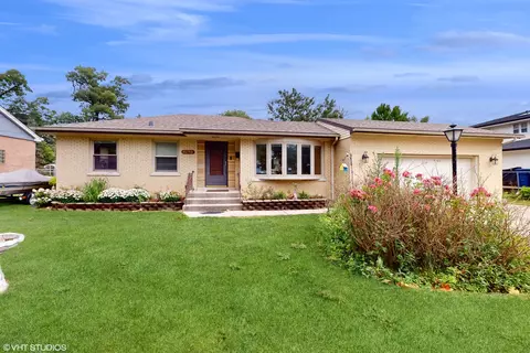 7312 W 110th Pl, Worth, IL 60482