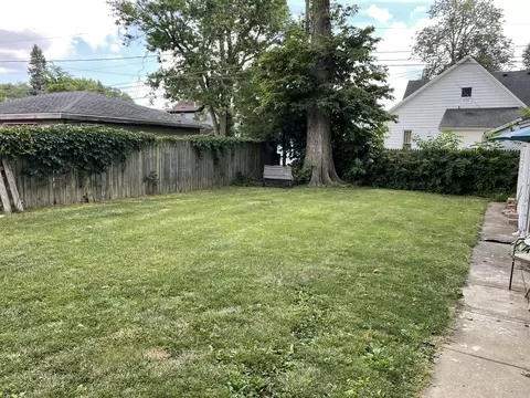 513 E Mulberry St, Bloomington, IL 61701 photo 48