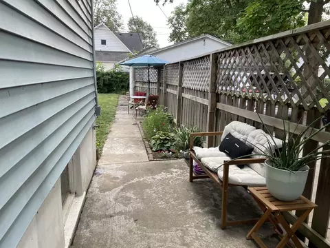 513 E Mulberry St, Bloomington, IL 61701 photo 47