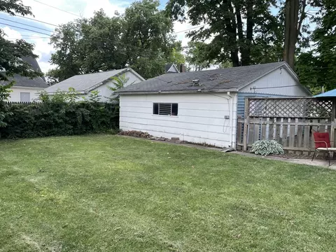 513 E Mulberry St, Bloomington, IL 61701 photo 52