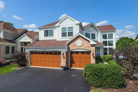 616 Azalea Ct, Naperville, IL 60540
