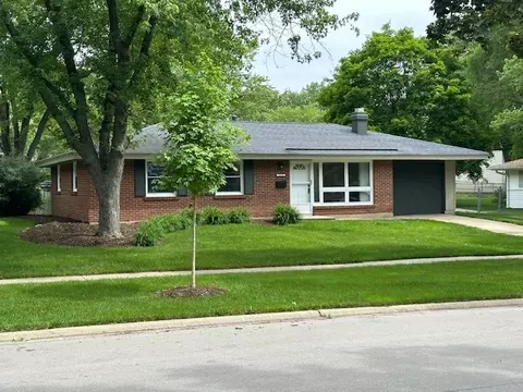 1410 Cabot Ln, Schaumburg, IL 60193