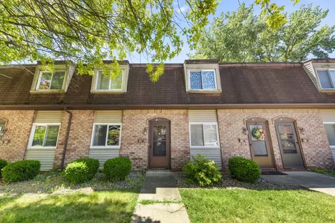 Exterior - 1119 S Curtis Ave #E53, Kankakee, IL 60901 photo 3 of 3