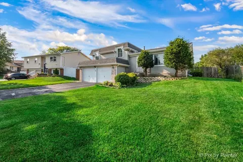 134 W Schubert Ave, Glendale Heights, IL 60139