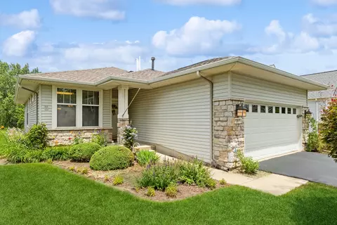 12618 Oak Grove Dr, Huntley, IL 60142