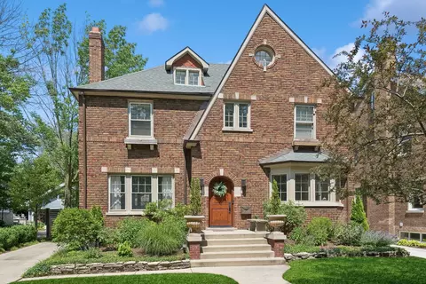 846 Sheridan Rd, Wilmette, IL 60091
