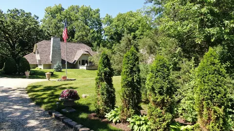 Exterior - 2709 Sterling Dr, Mchenry, IL 60050 photo 3 of 16